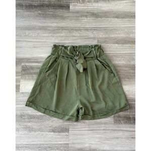 Chic & Pop Green Paper Bag High Waist Shorts 29 M Elastic Waist L8